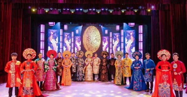 Da Nang The Ao Dai Show: Timeless Vietnamese Elegance - Tips for Attendees