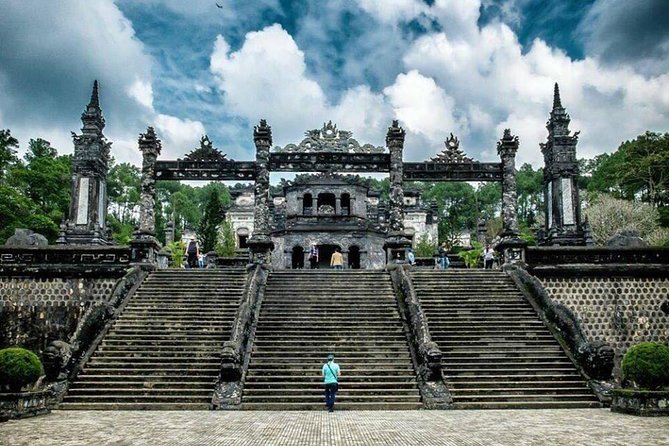 Da Nang to Hue Sightseeing Round Trip Full Day Tour - Historical Landmarks