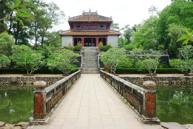 Da Nang to Hue Sightseeing Round Trip Full Day Tour - Transportation Details