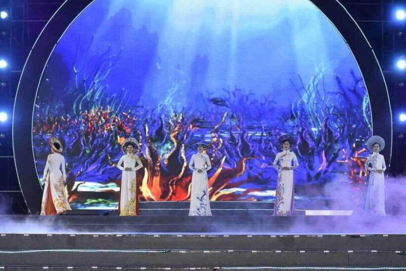 Da Nang: Traditional Vietnamese Ao Dai Elegance Show - Good To Know