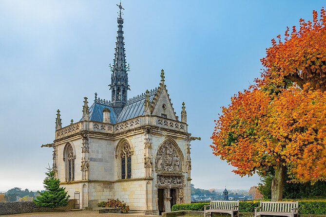 Da Vincis Footsteps in Amboise Private Walking Tour - Inclusions