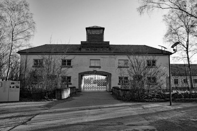 Dachau Memorial Public Tour - Key Experience Highlights