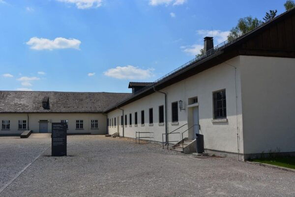 Dachau Memorial Public Tour - Tips for a Meaningful Visit