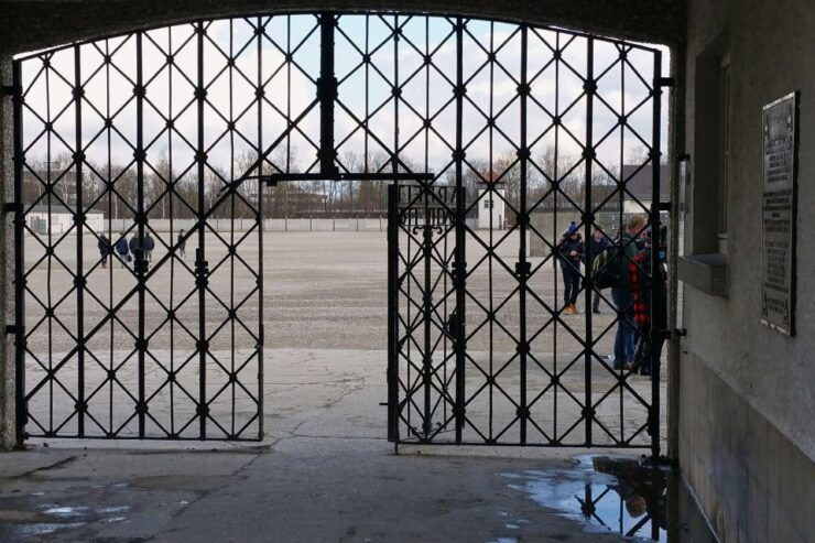 Dachau Memorial Site Tour - Experience