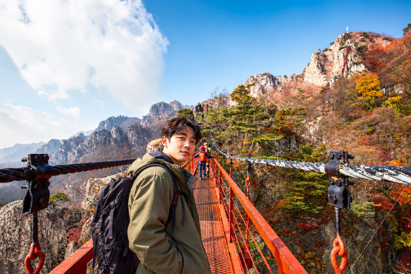 Daedunsan Autumn Foliage & Buyeo Baekje Heritage Day Tour from Seoul - Should you book this Daedunsan and Buyeo tour?