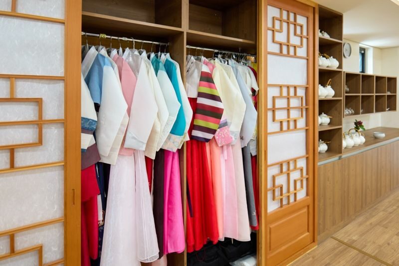 Daegu Mindful Korean Tea Ceremony & Hanbok Experience - Following the tea experience at your own pace