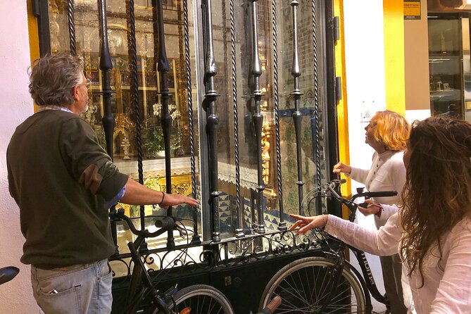 Daily Bike Tour in Seville - Weather and Refunds