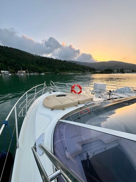 Daily Boat Excursion Gulf of Poets - Experience Highlights