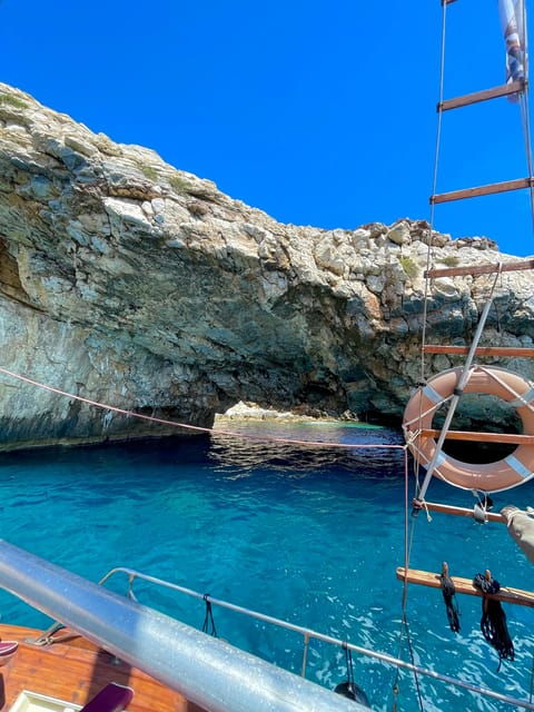 DAILY CRUISES TO KOUFONISIA OR SOUTH NAXOS WITH BBQ&DRINKS - Highlights and Activities