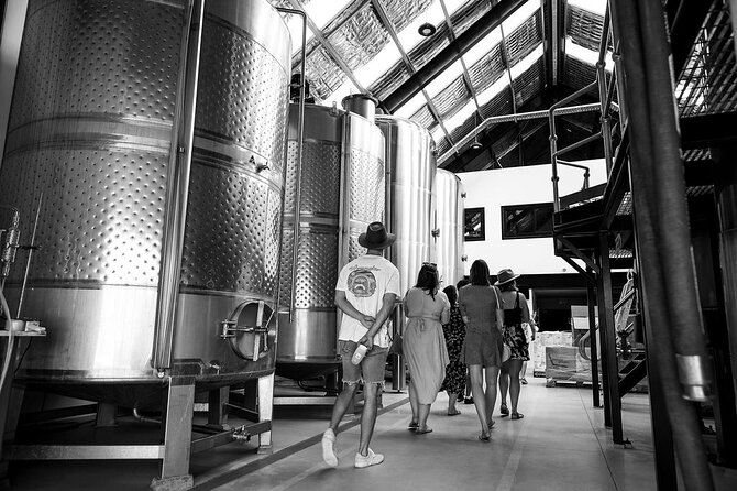Daily Distillery Activity in Australia - Distillery Tour Schedule
