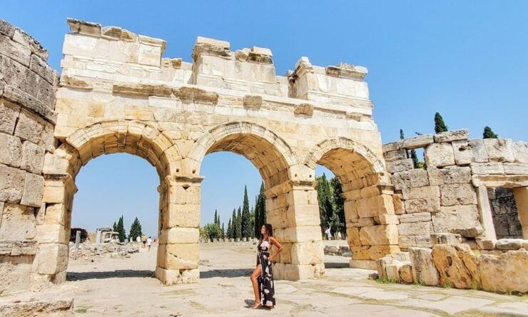 Daily Pamukkale Tour From Istanbul (By Plane) - Itinerary and Transportation