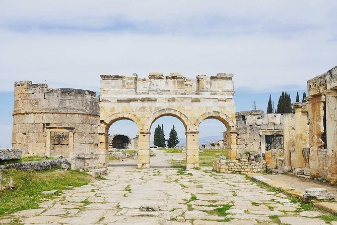 Daily Pamukkale Tour With Pick up From Denizli Bus Station - Transportation