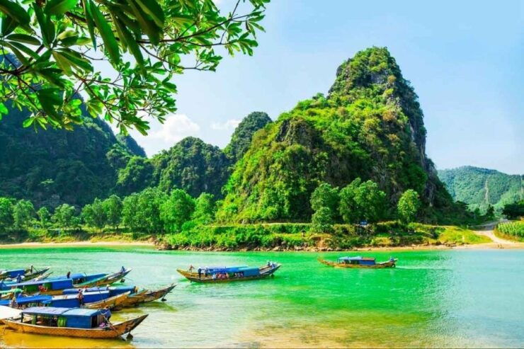 Daily Tour : Zipline at Dark Cave & Phong Nha Cave by Boat - Zipline and Kayak in Dark Cave