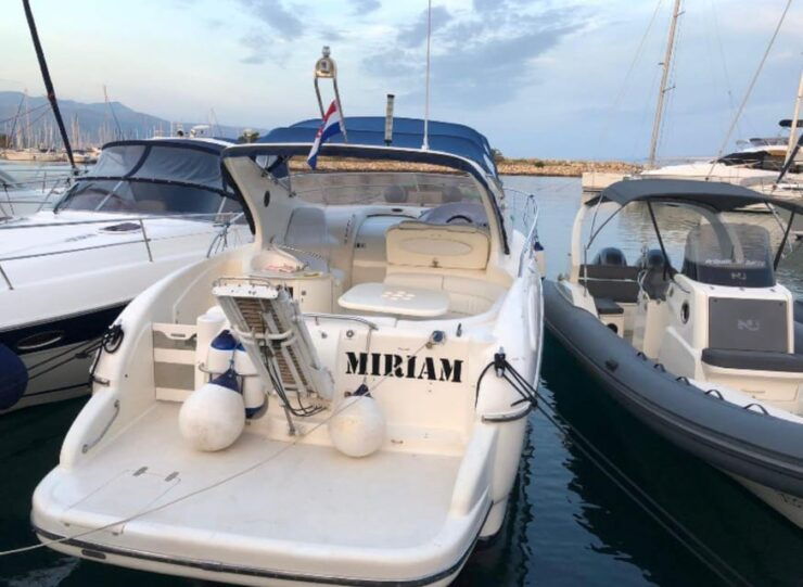 Daily Trips With Motoryacht - Inclusions