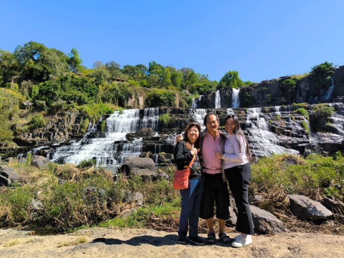 Dalat: Countryside Tour With Elephant Falls and Silk Village - Observing the Silk Weaving at Mr. Cuong Hoangs Factory