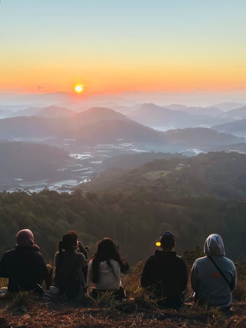 Dalat: Sunrise Mountain Hike Above Misty Valley & Breakfast - Essential Packing List