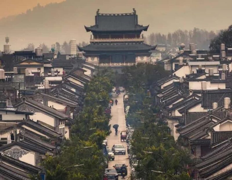 Dali: Ancient City, Three Pagodas, and Longkan (ErHai) Tour - Who Should Consider This Tour?