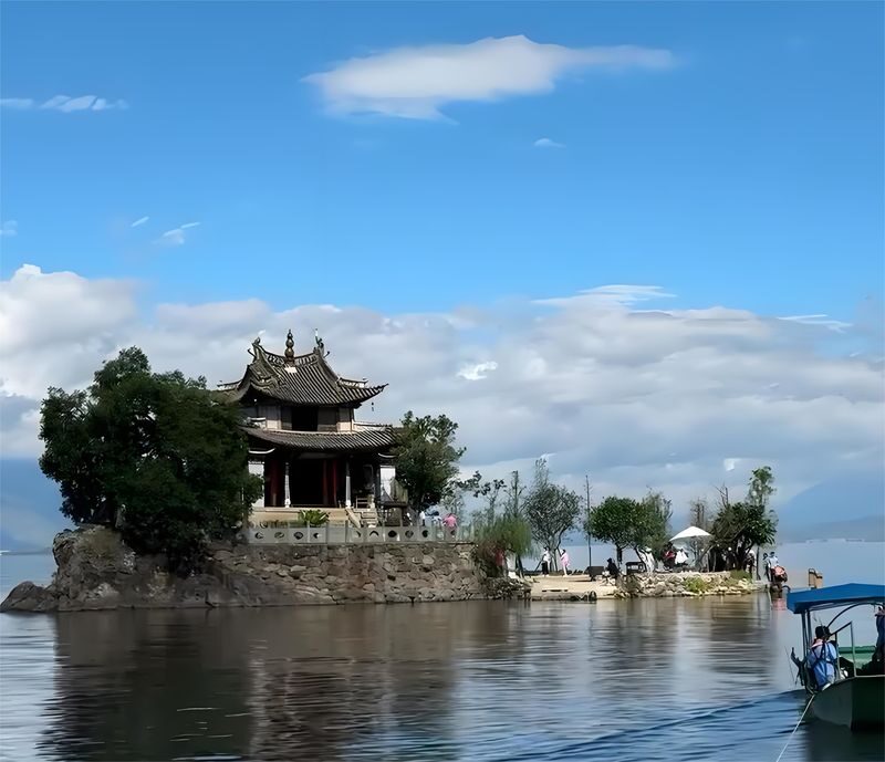 Dali Erhai Lake Shuanglang, Xizhou, Xiaoputuo, Zhoucheng Village Tie-Dye Experience, Private Group Day Tour - A full day around Erhai, without arranging the transport yourself