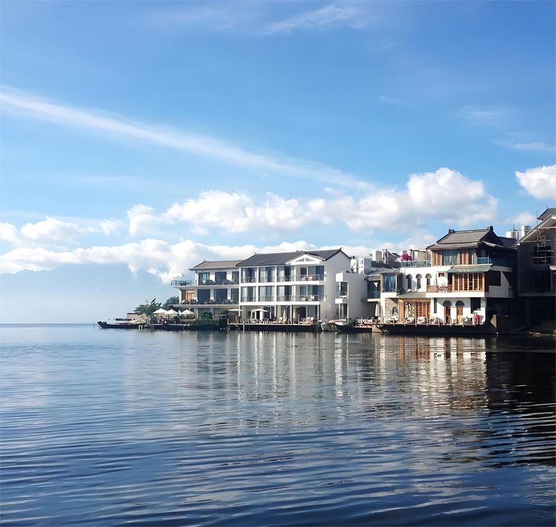 Dali Erhai Lake Shuanglang, Xizhou, Xiaoputuo, Zhoucheng Village Tie-Dye Experience, Private Group Day Tour - Xizhou’s Bai houses, clothing and craft traditions