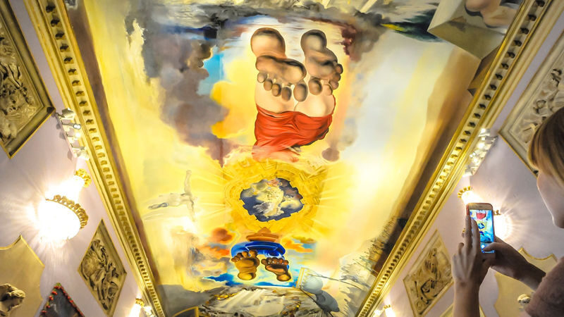 Dali Museum & Figueres Half-day Museum & Guided Tour - Inside the Dalí Museum