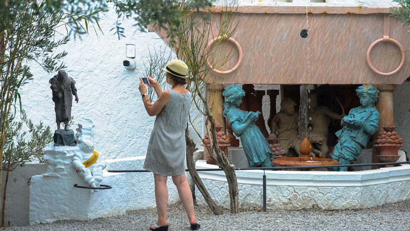 Dali Museum & Figueres Half-day Museum & Guided Tour - What the half-day format means for your plans