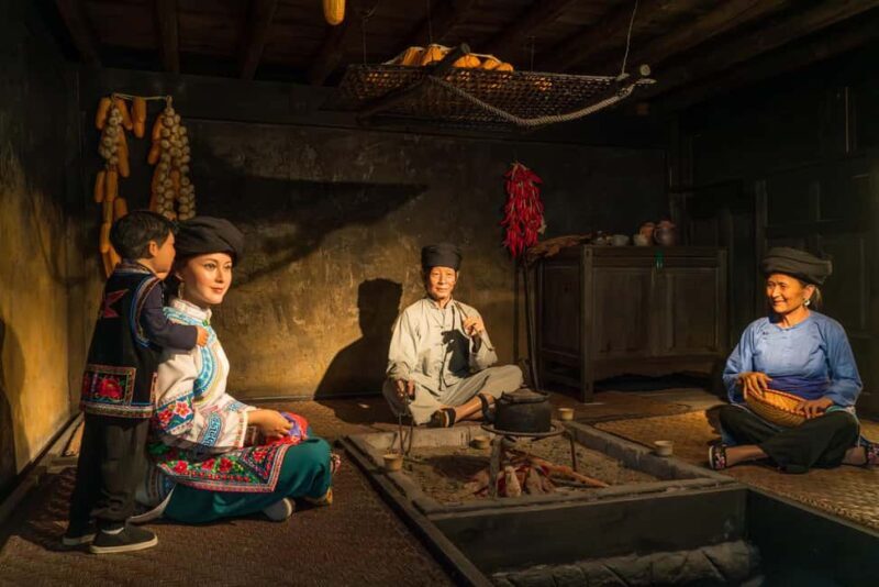 Dali: Weishan Ancient Town Private Tour - Good To Know