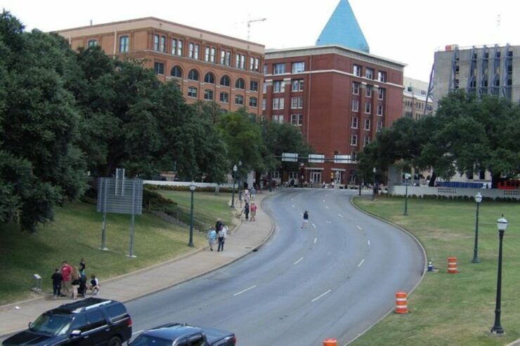 Dallas: 2-Hour JFK Assassination Tour Without Museum - Tour Booking and Logistics