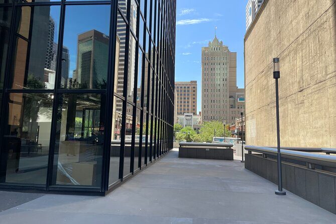 Dallas in Wonderland: A Self-Guided Walking Tour of Dallas - FAQ