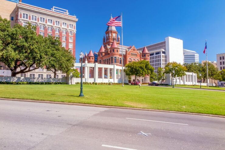 Dallas: JFK Assassination and Sixth Floor Museum Tour - Experience Highlights