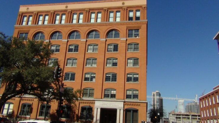 Dallas: JFK Assassination Highlights Walking Tour - Good To Know