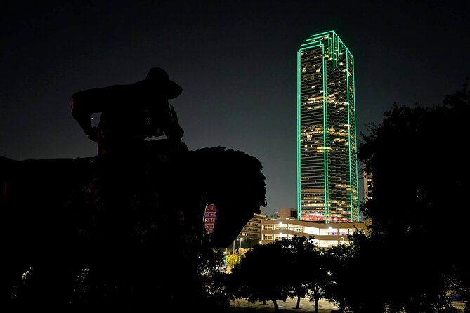 Dallas Scavenger Hunt Walking Tour and Game - What Is the Dallas Scavenger Hunt Walking Tour and Game?
