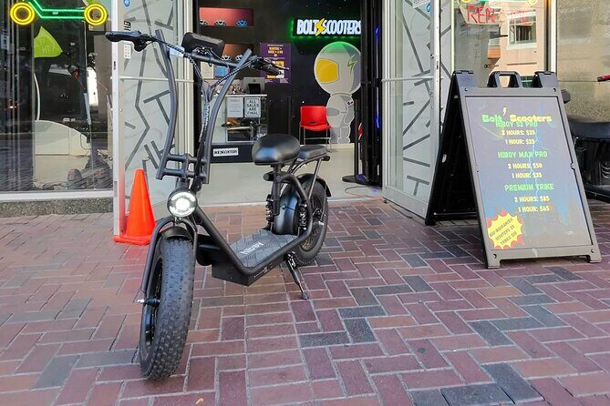 Dallas U2 Pro SELF GUIDED Tour - Dallas U2 Pro SELF GUIDED Tour: A Practical and Fun Way to Explore Downtown Dallas