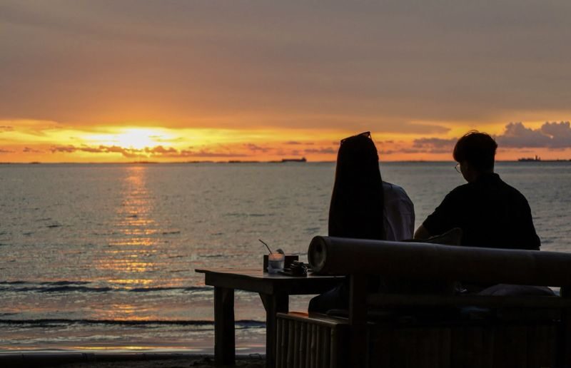 DAM Beach FIRESHOW PATTAYA - Who will enjoy DAM most