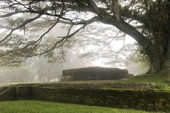 Dambadeniya, Yapahuwa, Panduwasnuwara: Private Ancient Cities  - Colombo - Panduwasnuwara: Medieval City and Attractions