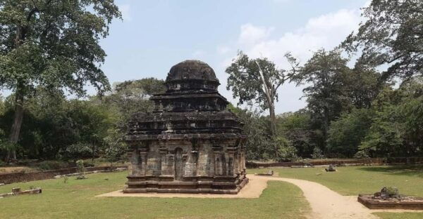 Dambulla & Polonnaruwa: All Inclusive Tour From Anuradhapura - Frequently Asked Questions