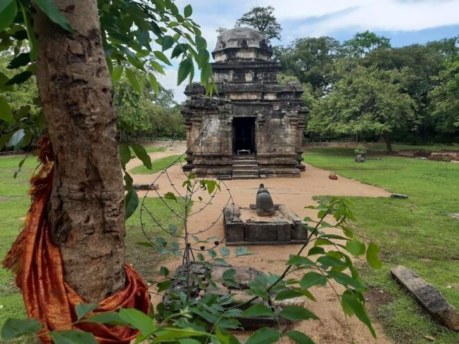 Dambulla & Polonnaruwa Ancient City: Day Tour From Kandy - Dambulla Cave Temple Experience