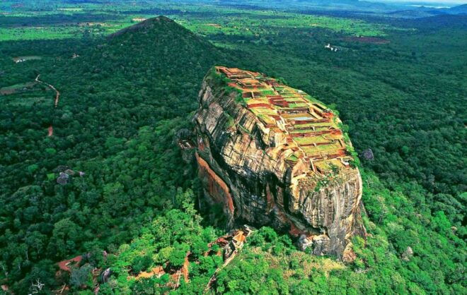 Dambulla: Polonnaruwa & Sigiriya All-Inclusive Tour - Sigiriya Rock Fortress