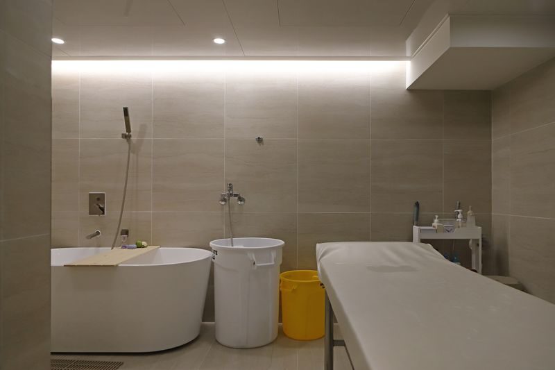 DAMDA Private Korean Bath & Body Scrub Experience | Hongdae Seoul - Moisturizing, massage, facial and hair care