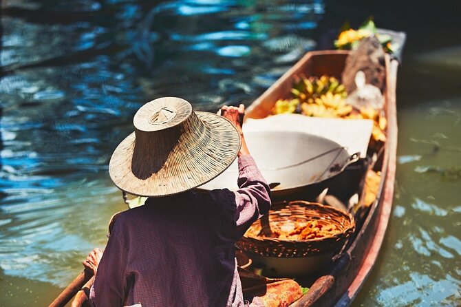 Damnoen Saduak Floating Market and River Kwai - Common Questions
