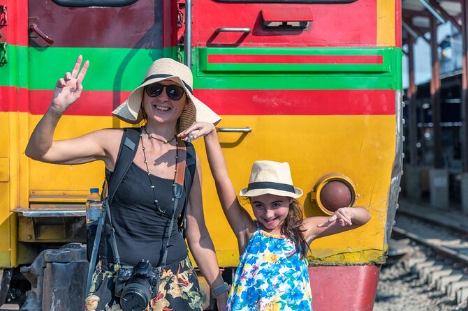 Damnoen Saduak Floating Market and Train Market Tour - Common Questions