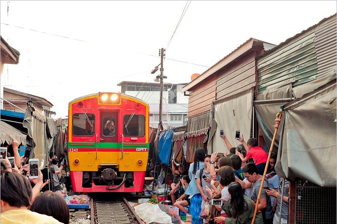 Damnoen Saduak Floating Market Car Service (No Guide) - Reviews of the Car Service