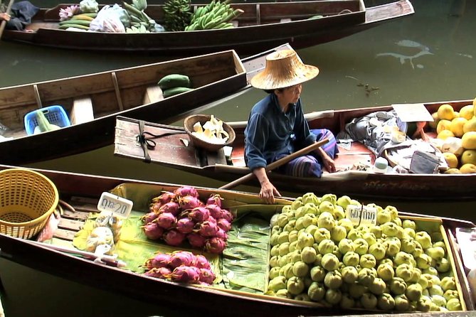 Damnoen Saduak Floating Market With Paddle Boat - The Sum Up