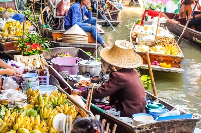 Damnoen Saduak & Maeklong Railway Market Guided Day Tour - Two markets, two very different scenes