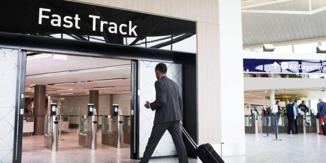Danang: Fasttrack in Danang Intl. Airport (opt: Transfer) - Included Services and Benefits