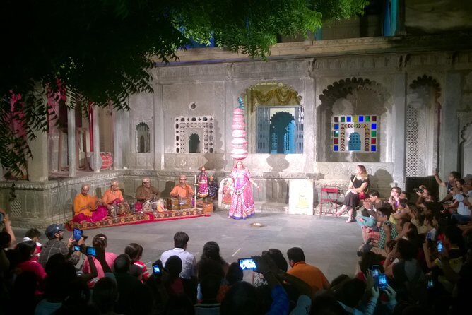 Dance Show Tour in Udaipur - Exploring the Dance Show Tour in Udaipur