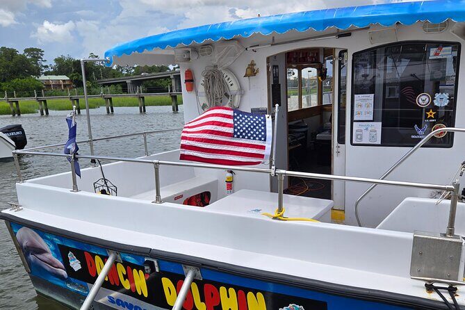 Dancin' Dolphin: 90-minute Booze Cruise for Up to 20 Guests - The Social Element and Group Dynamics