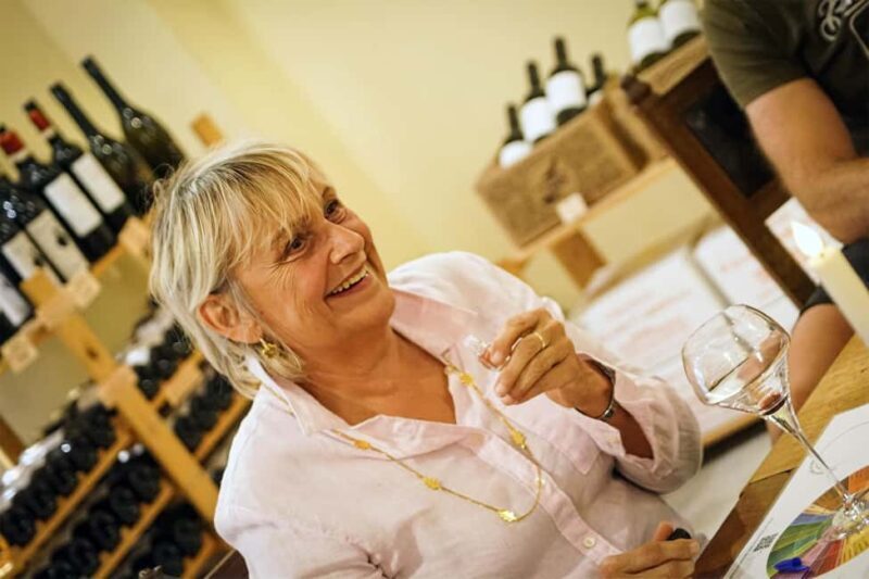 "Dans le Nez du Vin" tour Aromas & Faults in Saint Emilion - Why This Tour Works Well