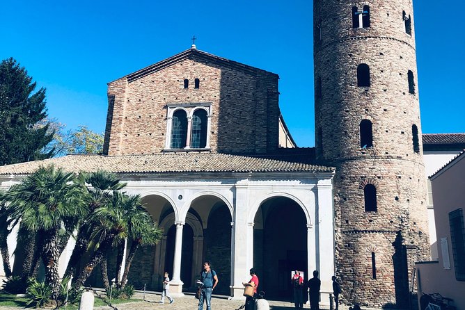 Dantes Ravenna: A Self-Guided Audio Tour - Visit the Tomb of Renowned Poet Dante Alighieri