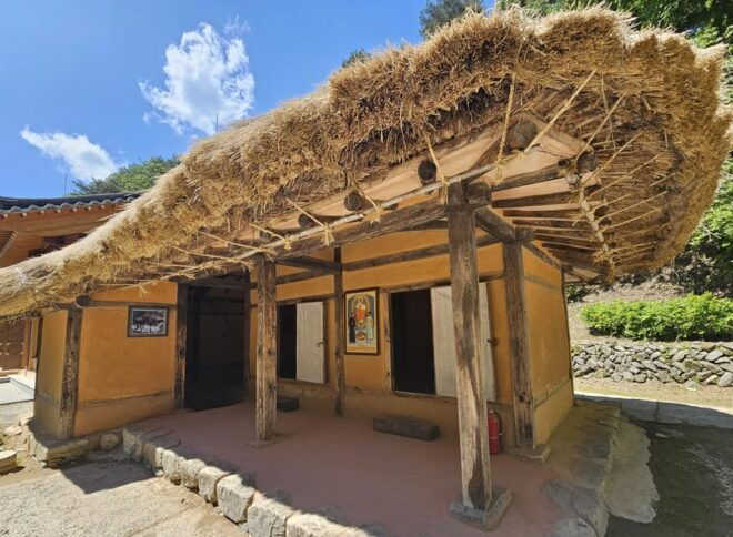 Danyang Tour:Guinsa Temple & Bobaljae & Hidden Maple Field - Highlights of the Tour