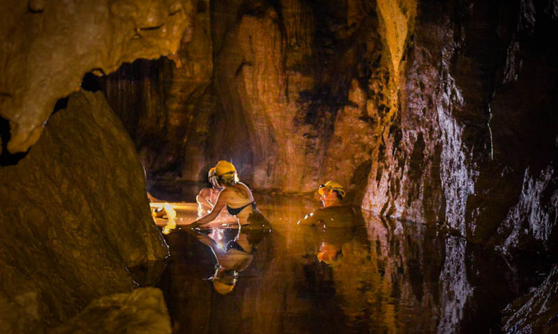 Dark Cave with Mud Bath Experience and Phong Nha Cave Day Tour - Lunch is a practical reset, not a long stop